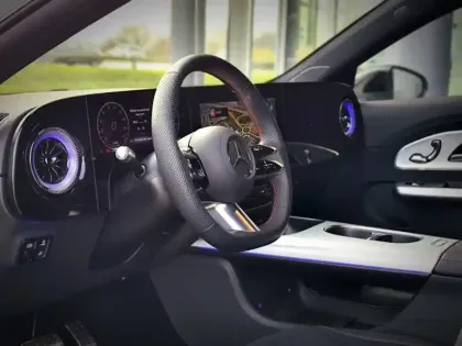 Photo 7 Mercedes CLA Gén. III (C174/C178) Ph1 AMG Line 4