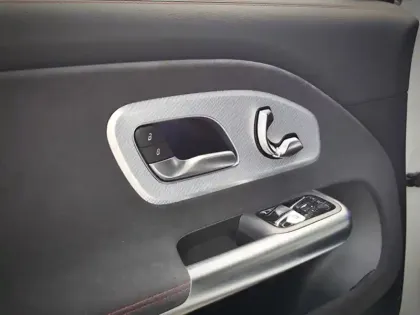 Photo 11 Mercedes CLA Gén. III (C174/C178) Ph1 AMG Line 4