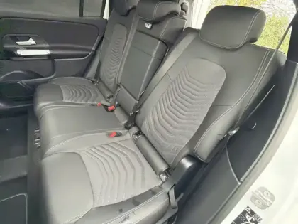 Photo 9 Mercedes GLB Gén. I (X247) Ph2 Progressive Line 5