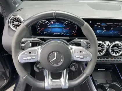 Photo 25 Mercedes GLA AMG 35 4MATIC
