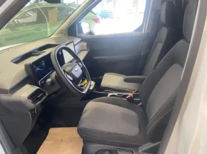 Photo 9 Ford Transit Courier Gén. II Ph1 Limited 2