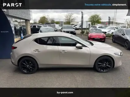 Photo 18 Mazda Mazda3 Gén. IV Ph1 Exclusive Line 5