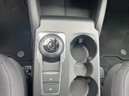 Photo 7 Ford Kuga Gén. III Ph1 Titanium 5