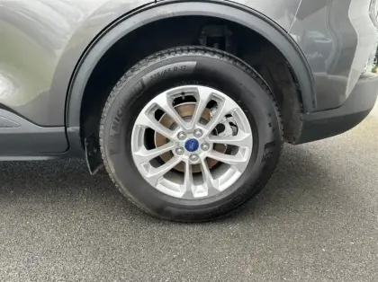 Photo 13 Ford Kuga Gén. III Ph1 Titanium 5