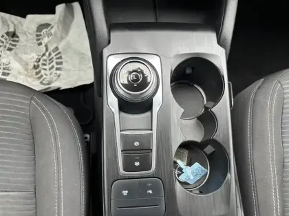 Photo 7 Ford Kuga Gén. III Ph1 Titanium 5