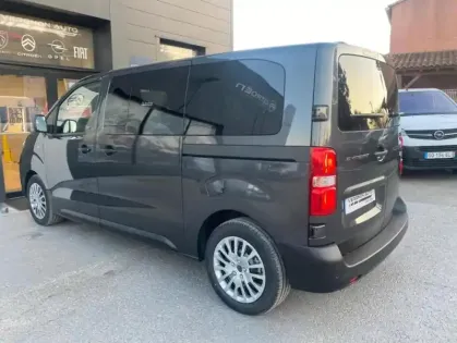 Photo 26 Peugeot Expert III Taille M 2.2 Diesel 180 S&S EAT8