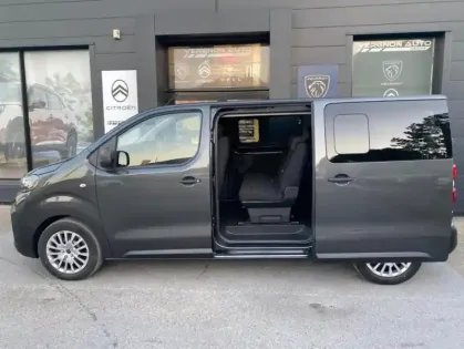 Photo 29 Peugeot Expert III Taille M 2.2 Diesel 180 S&S EAT8