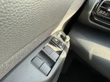 Photo 21 Toyota Yaris Hybride 1.5 HYBRID 116H DESIGN AUTO