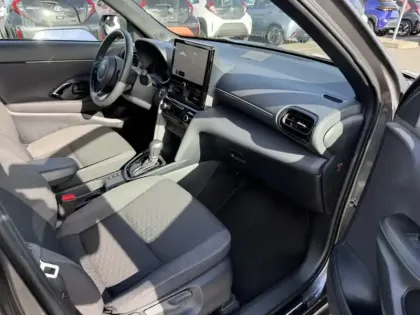 Photo 14 Toyota Yaris Hybride 1.5 HYBRID 116H DESIGN AUTO