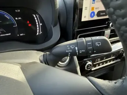 Photo 22 Toyota Yaris Hybride 1.5 HYBRID 116H DESIGN AUTO