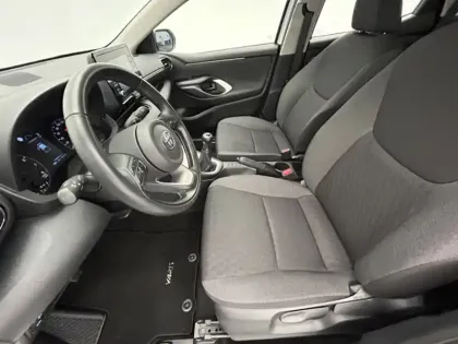 Photo 17 Toyota Yaris 70 VVT-i Dynamic