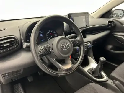 Photo 16 Toyota Yaris 70 VVT-i Dynamic