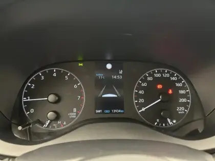 Photo 23 Toyota Yaris 70 VVT-i Dynamic