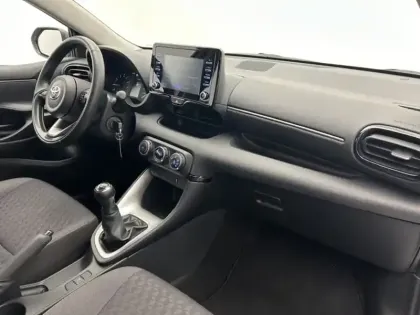 Photo 21 Toyota Yaris 70 VVT-i Dynamic