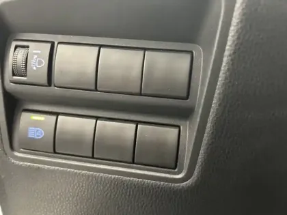 Photo 14 Toyota Yaris 70 VVT-i Dynamic