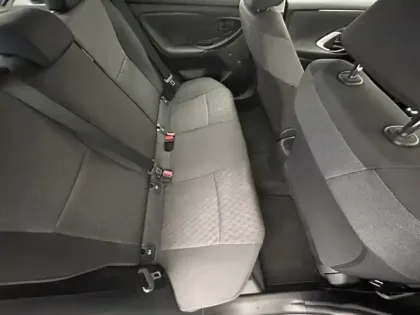 Photo 19 Toyota Yaris 70 VVT-i Dynamic