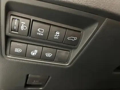 Photo 21 Toyota Yaris Gén. I Ph1 NG Première 5