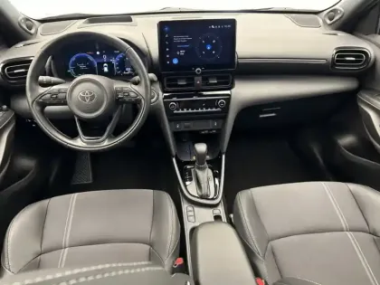 Photo 10 Toyota Yaris Gén. I Ph1 NG Première 5