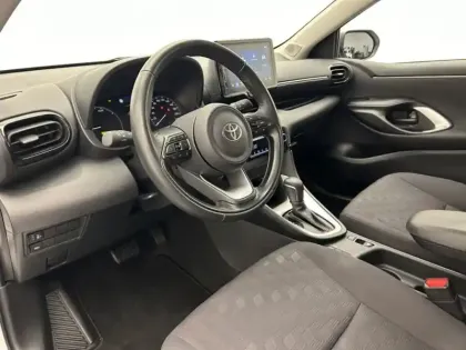 Photo 15 Toyota Yaris Hybride 116h Dynamic