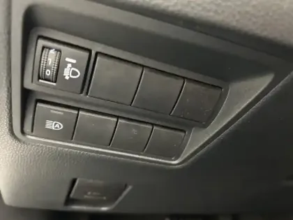 Photo 14 Toyota Yaris Hybride 116h Dynamic