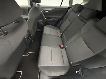 Photo 18 Toyota Rav4 Hybride 2WD 218ch Dynamic