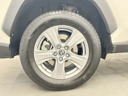 Photo 8 Toyota Rav4 Hybride 2WD 218ch Dynamic