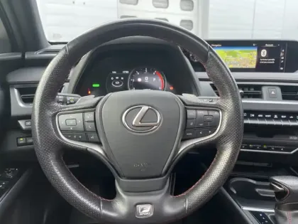 Photo 14 Lexus UX Gén. I Ph1 F SPORT Executive 5