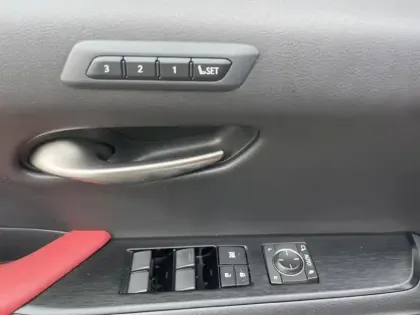 Photo 20 Lexus UX Gén. I Ph1 F SPORT Executive 5