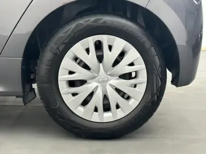 Photo 8 Toyota Yaris Hybride 116h Dynamic