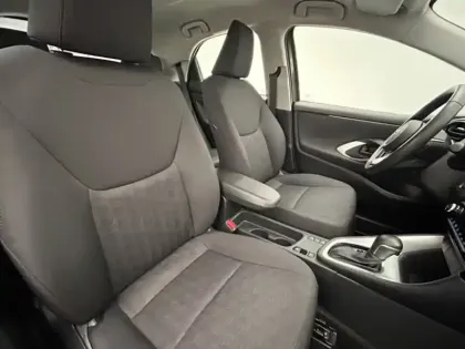 Photo 14 Toyota Yaris Hybride 116h Dynamic