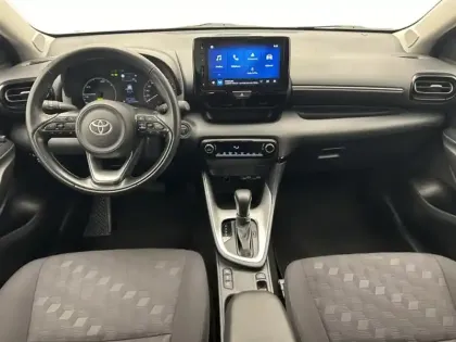 Photo 10 Toyota Yaris Hybride 116h Dynamic