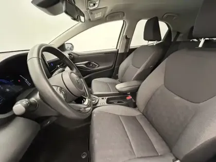 Photo 16 Toyota Yaris Hybride 116h Design