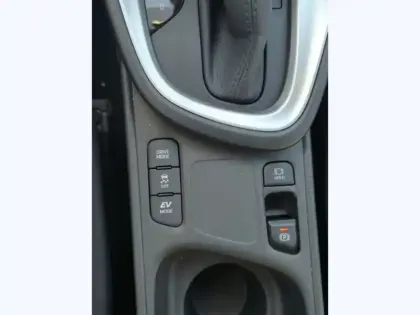 Photo 10 Toyota Yaris Hybride 1.5 HYBRID 116H DYNAMIC AUTO