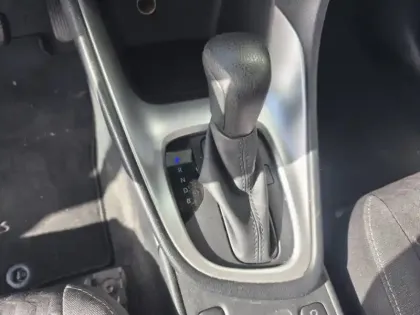 Photo 16 Toyota Yaris Hybride 116h Dynamic