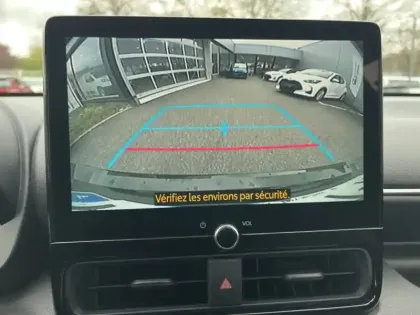 Photo 14 Toyota Yaris Hybride 116h Design