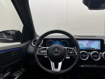 Photo 19 Mercedes Classe B Gén. III (W247) Ph1 Progressive Line Ed 5