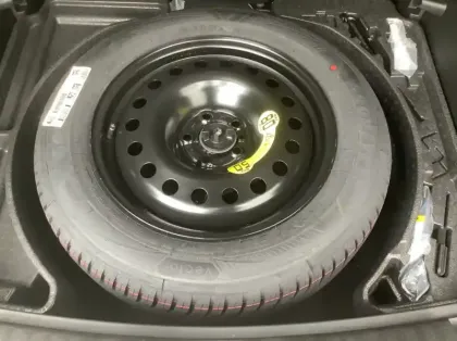 Photo 23 Jeep Compass 1.5 Turbo T4 130 ch BVR7 e-Hybrid Summit