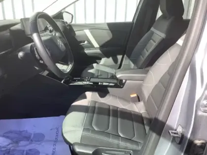 Photo 10 Citroën C4 Gén. III Ph1 NG MAX 5