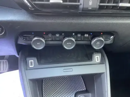 Photo 15 Citroën C4 Gén. III Ph1 NG MAX 5