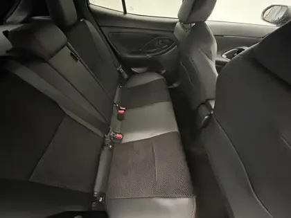 Photo 19 Toyota Yaris Gén. I Ph1 GR Sport 5