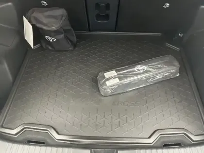 Photo 9 Toyota Yaris Gén. I Ph1 GR Sport 5