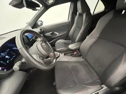 Photo 17 Toyota Yaris Gén. I Ph1 GR Sport 5