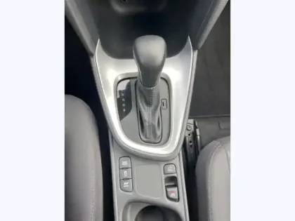 Photo 13 Toyota Yaris Hybride 1.5 HYBRID 116H DYNAMIC AUTO 2WD