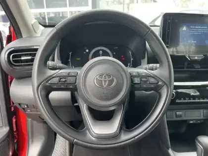 Photo 16 Toyota Yaris Hybride 1.5 HYBRID 116H DYNAMIC AUTO 2WD