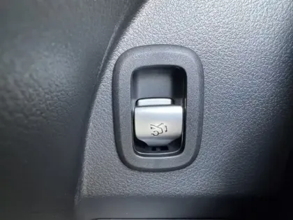 Photo 12 Mercedes Classe GLC Gén. II (X254) Ph1 AMG Line + 5