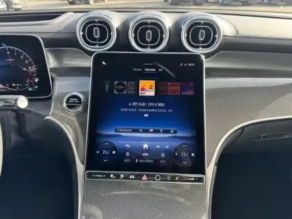 Photo 21 Mercedes Classe GLC Gén. II (X254) Ph1 AMG Line + 5