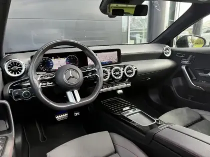 Photo 25 Mercedes Classe A Gén. IV (W177) Ph2 AMG Line 5