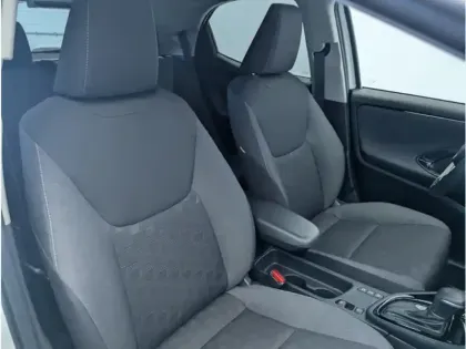 Photo 17 Toyota Yaris Gén. IV Ph1 NG Design 5