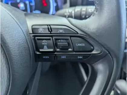 Photo 24 Toyota Yaris Gén. IV Ph1 NG Design 5