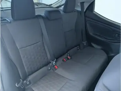 Photo 18 Toyota Yaris Gén. IV Ph1 NG Design 5